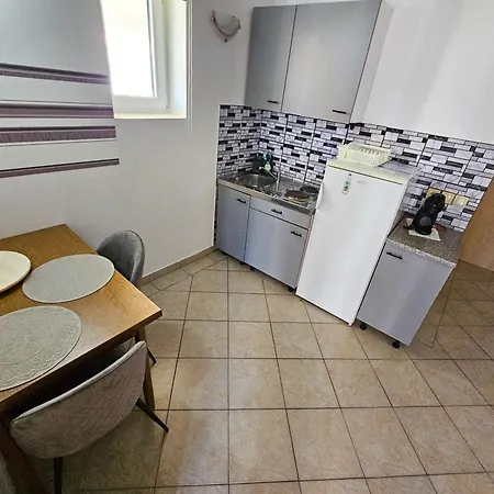 Apartments Mira 2 Baska  Exterior photo