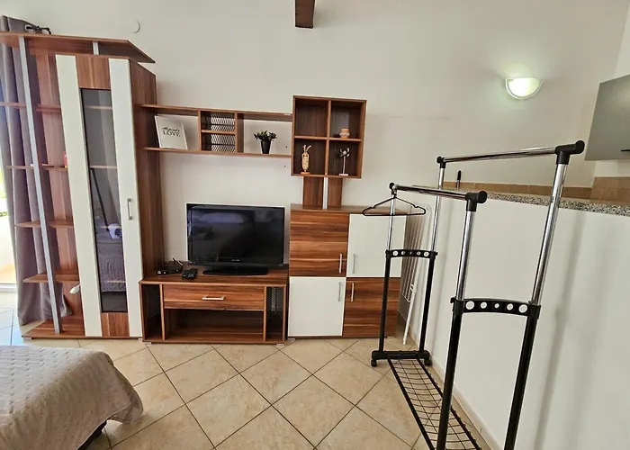 Apartments Mira 2